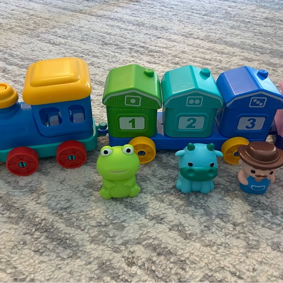 Match’n Roll Train Toy 23 Piece Set for Toddlers - Picture 2 of 9